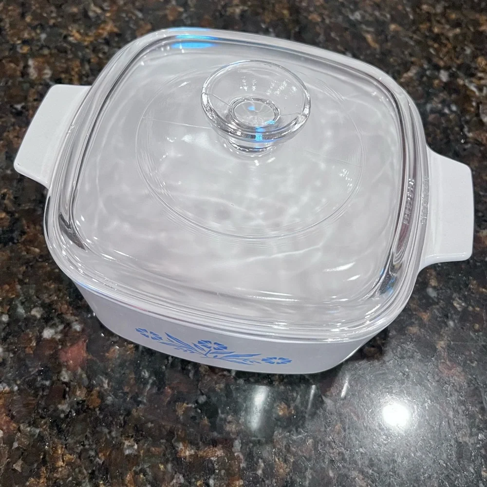 Vintage Corningware Blue Cornflower 1 1/2 Quart, Corningware A-2-B‎